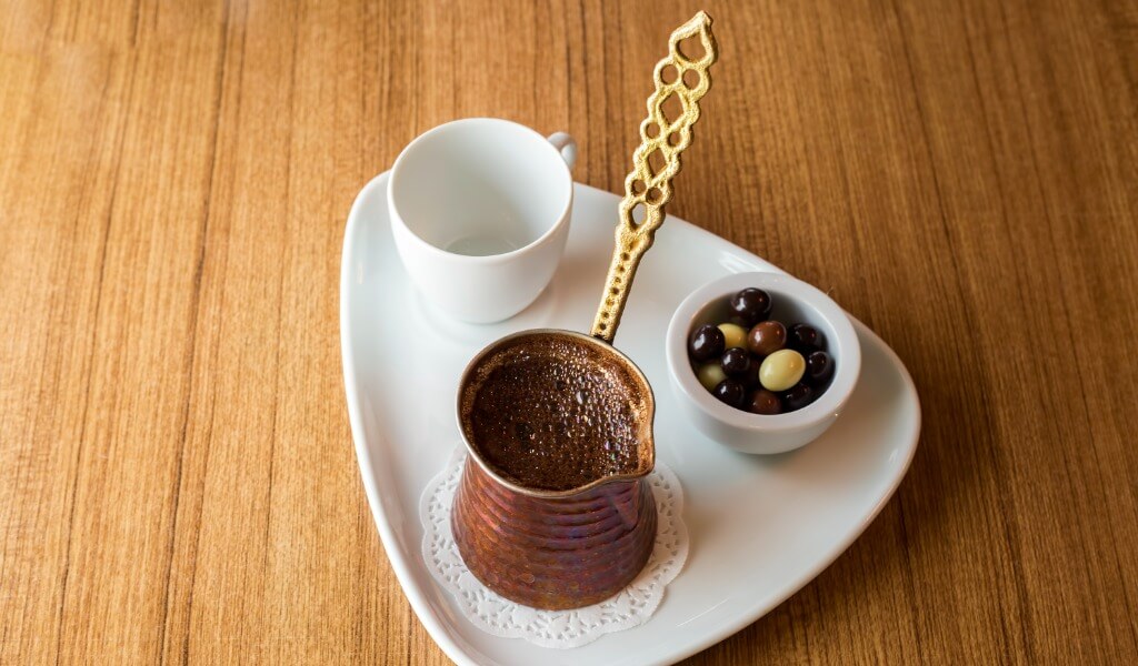 how-to-serve-turkish-coffee-properly