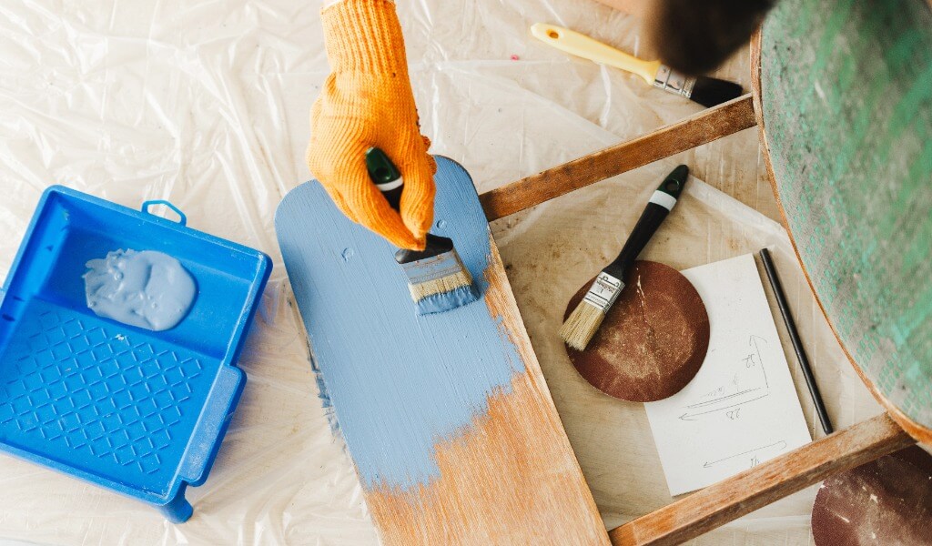 tips-for-painting-wood-smoothly